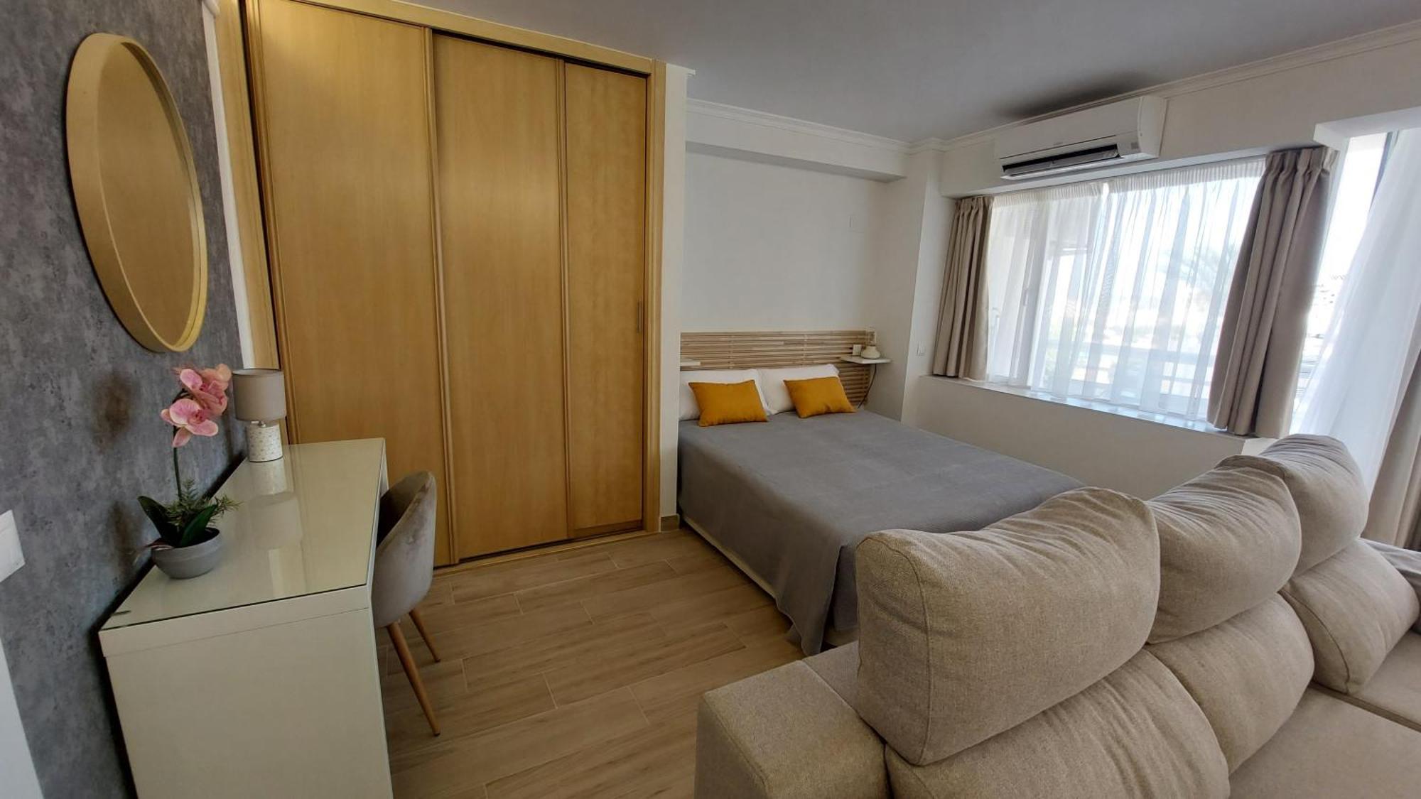 Blonzu Camboya Lägenhet Torremolinos Exteriör bild